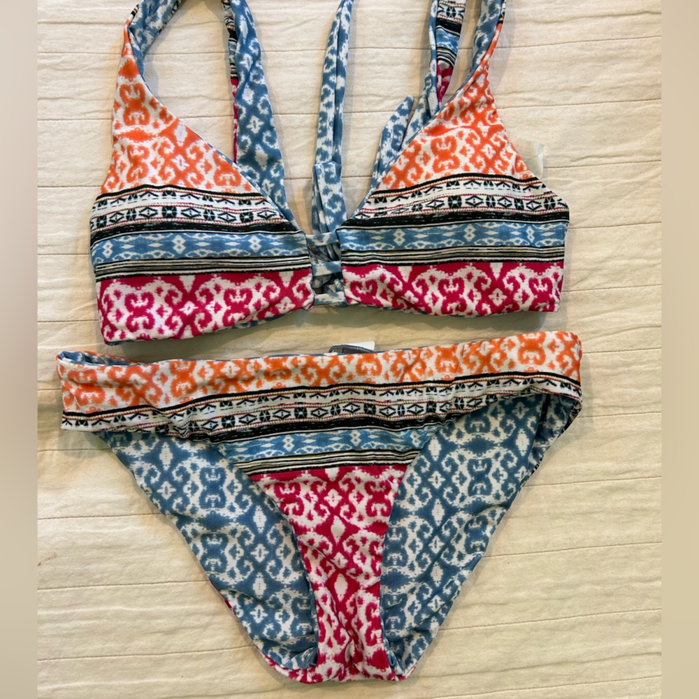Reservable swimsuit